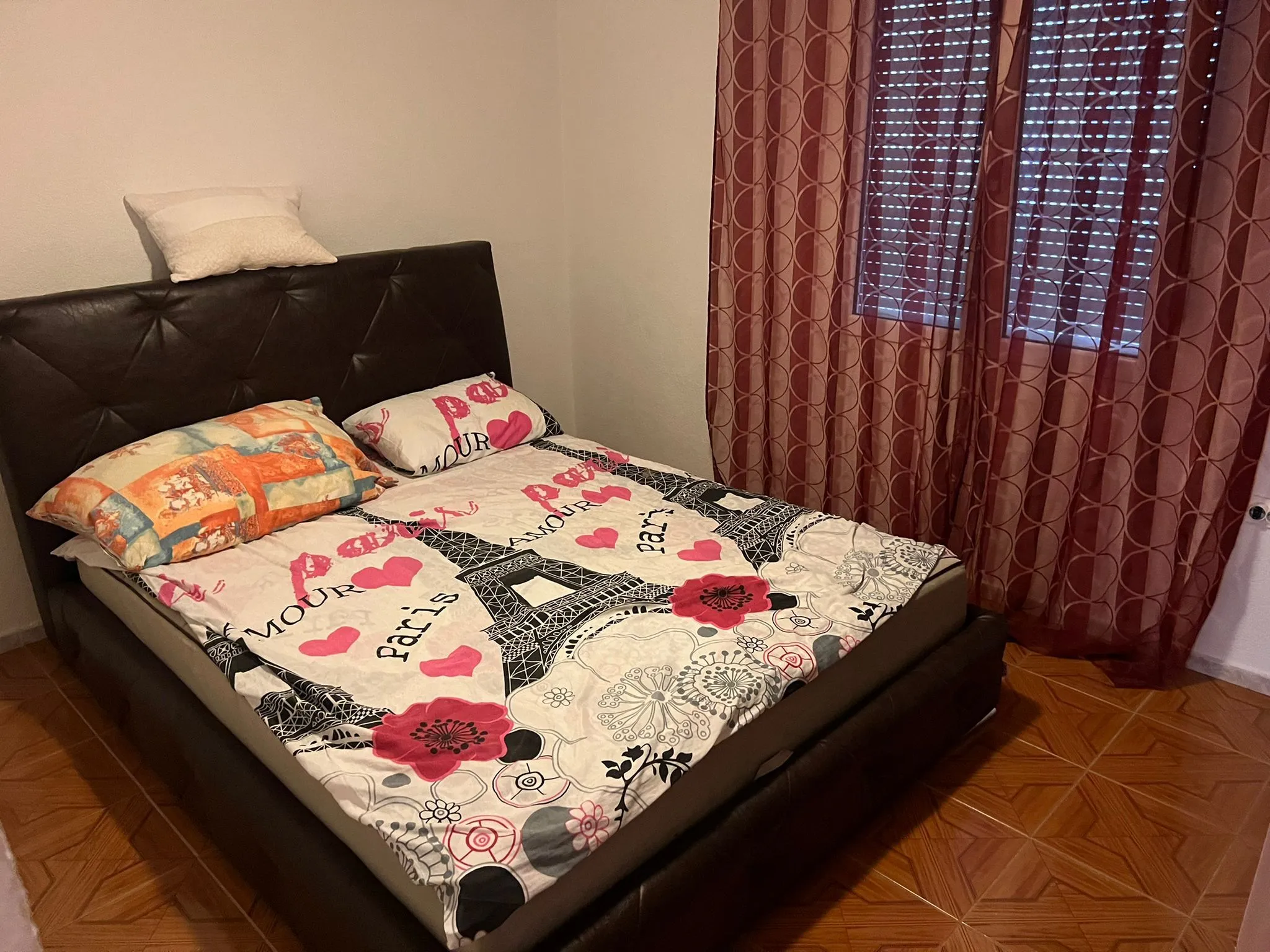 Продается двухэтажный дом в Сутоморе